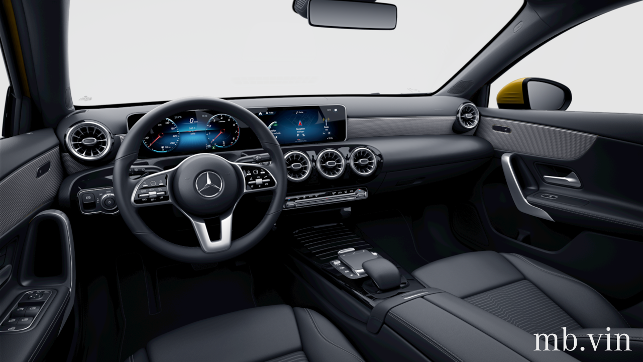 Interior of W1K1770871J206244