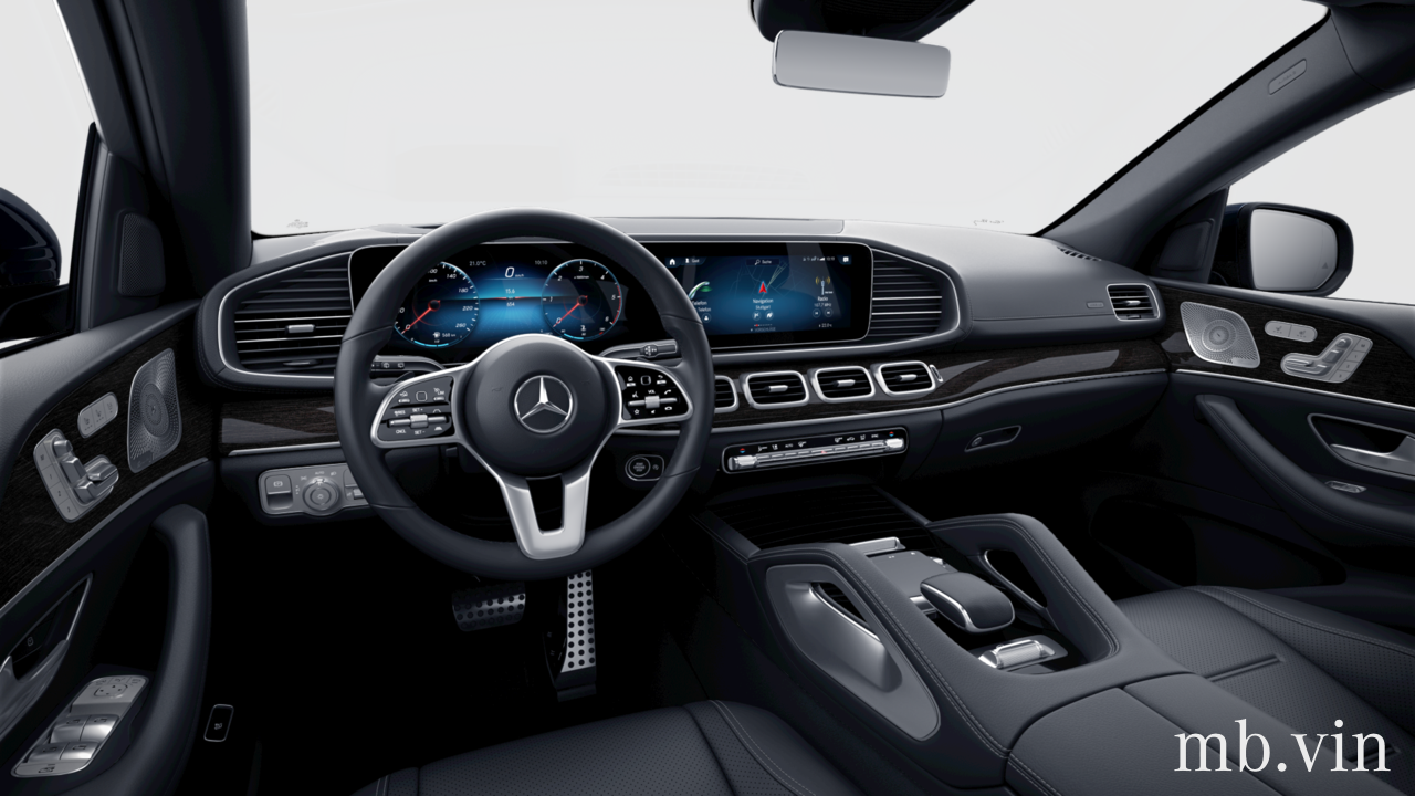 Interior of W1NFD2DBXMA354297