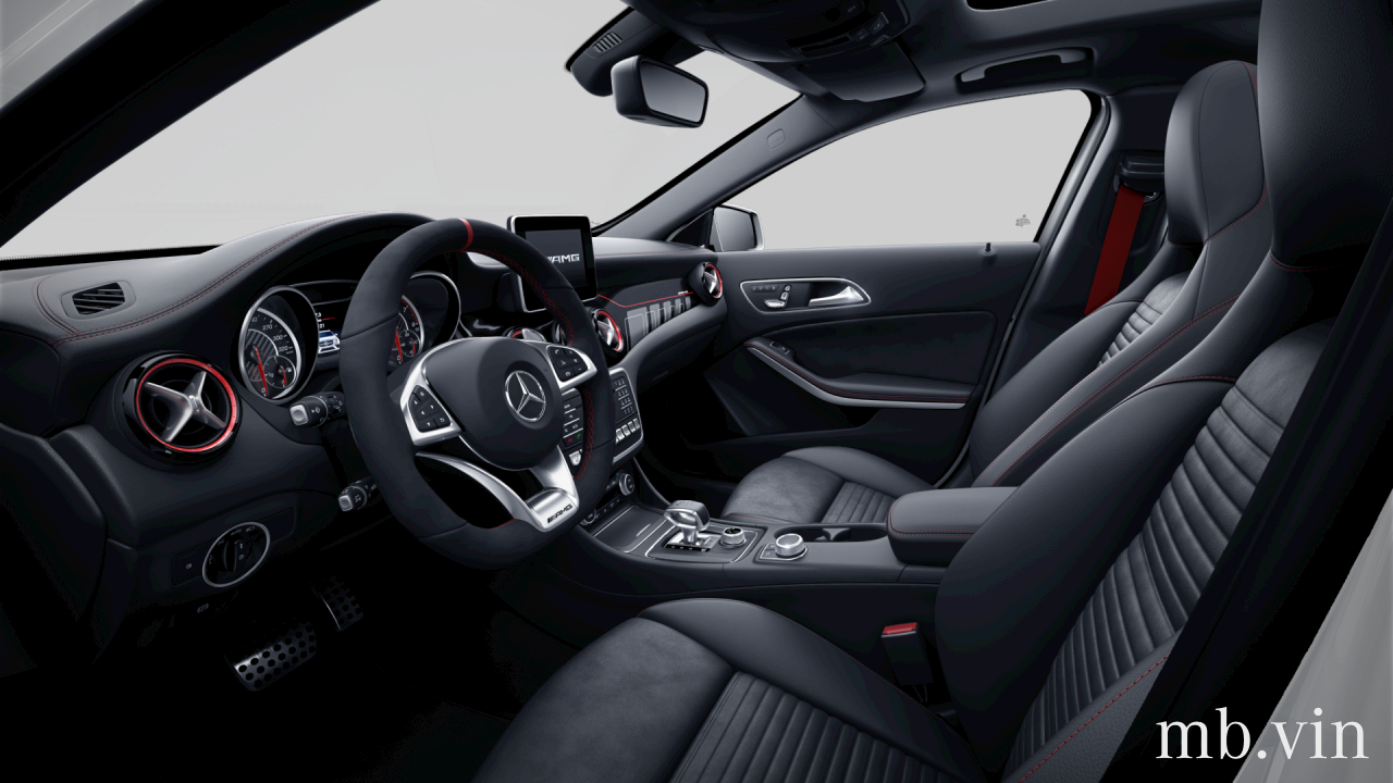 Interior of WDCTG5CB2JJ394982