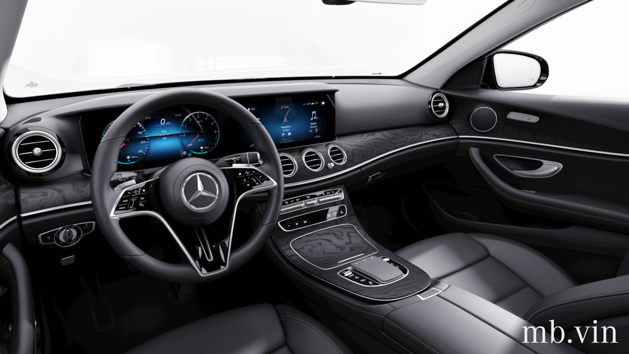 Interior of W1K2132161A965945