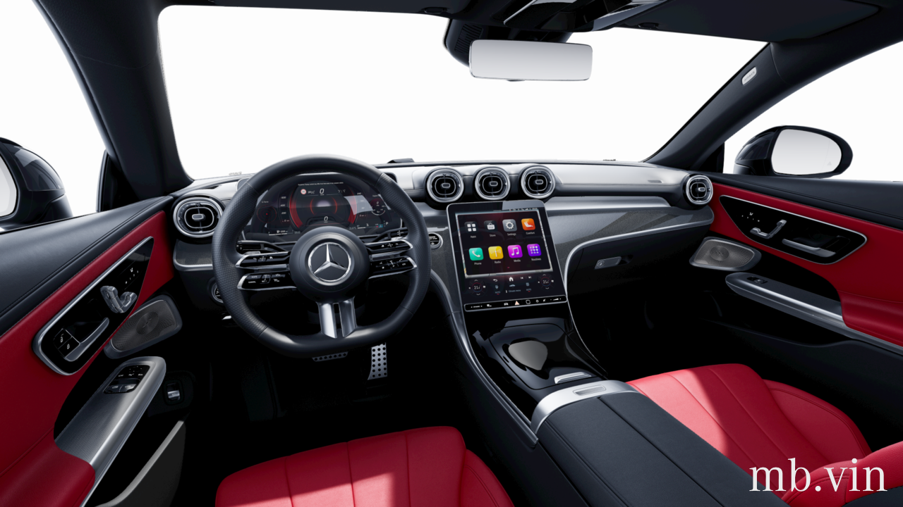 Interior of W1KMJ4HBXSF070462