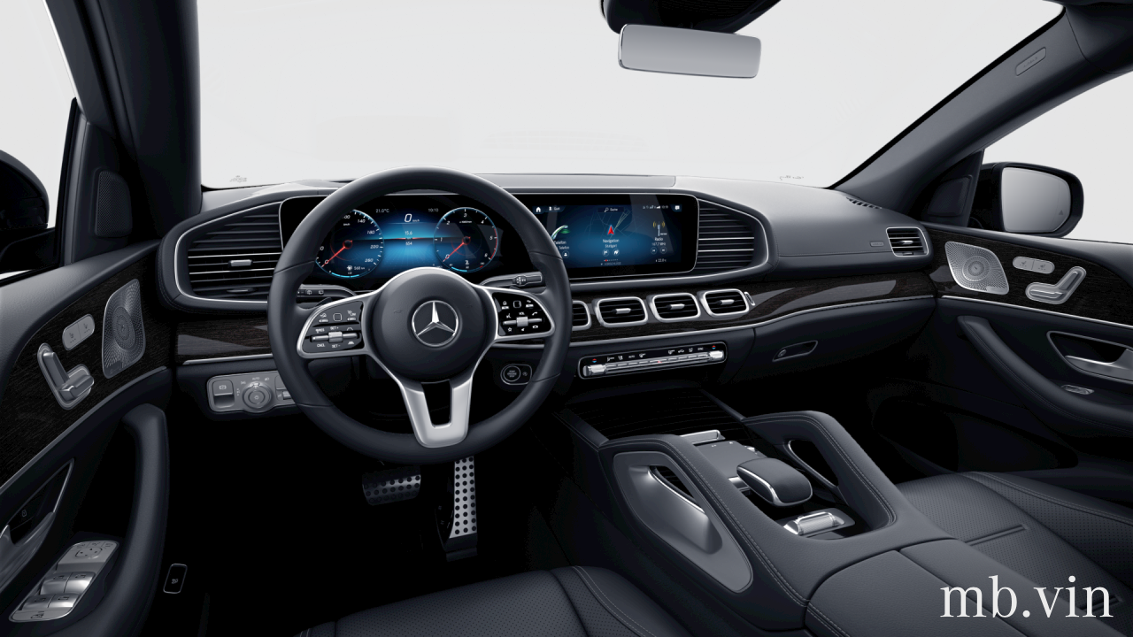 Interior of W1NFD2DB8NA805874